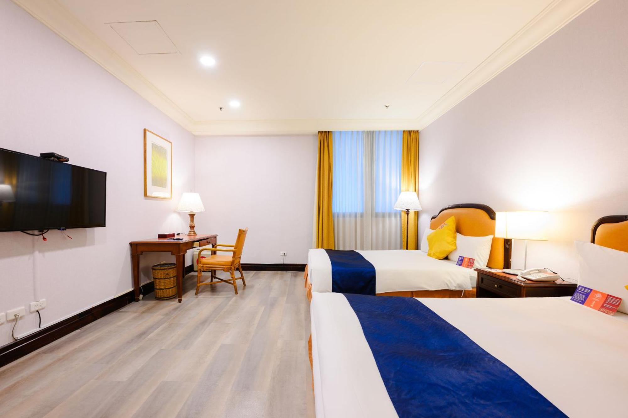 Wei-Yat Grand Hotel Tainan Exterior photo